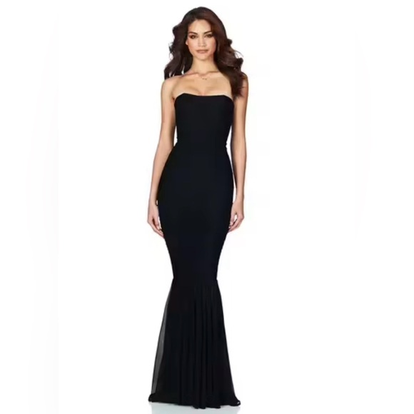 NOOKIE Ambition Gown Black Strapless Mermaid Ruched Size Medium - Picture 1 of 12